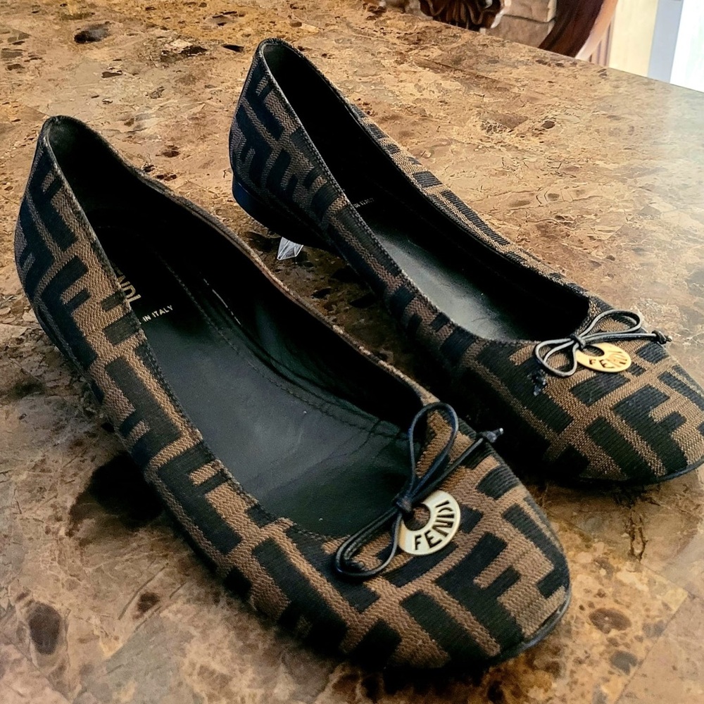 Original fendi shoes
